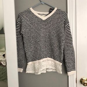 BRAND NEW Abercrombie kids sweater with lace